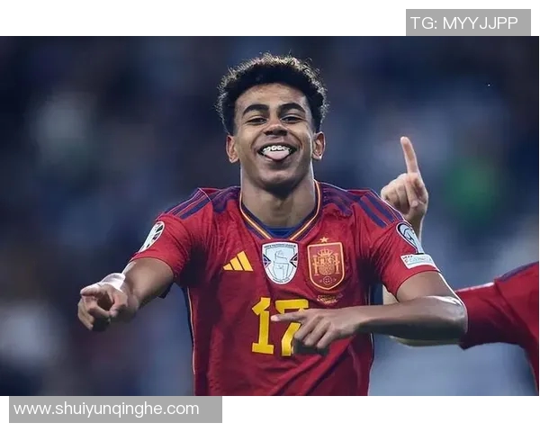 最近解说足球明星的精彩表现与职业生涯回顾分析