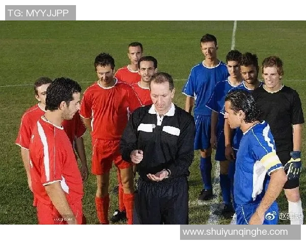 足球明星背后的家庭成员揭秘他们的配偶子女与亲情故事 足球明星背后的家庭成员揭秘他们的配偶子女与亲情故事